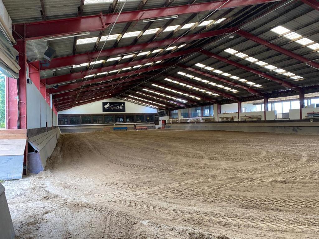 Equi-Art Reitanlage Schwall Exterior foto
