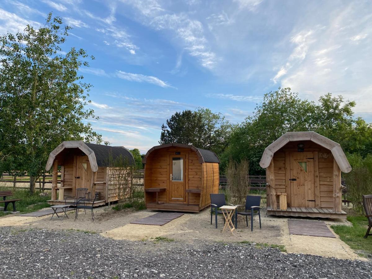 Equi-Art Reitanlage Schwall Exterior foto